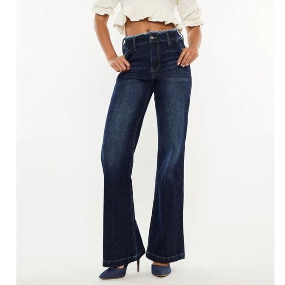 KanCan Makayla Ultra High Rise Flare Jeans Dark Wash Size 7 - Picture 1 of 9